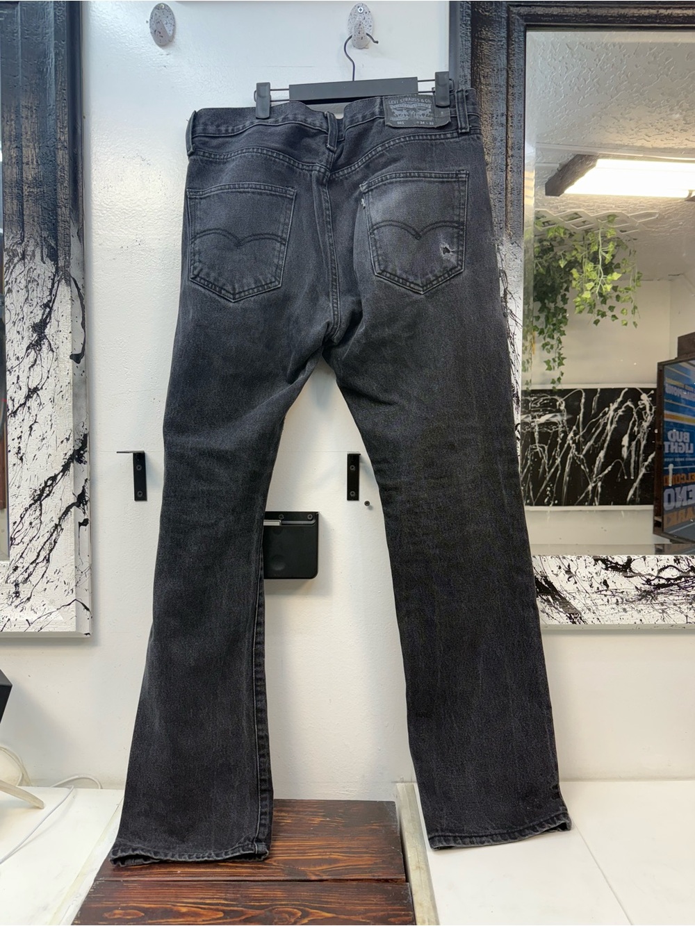 Levi's Distressed faded 501 Rocker Jeans Ripped - Picture 8 of 11